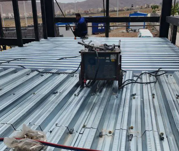 سقف عرشه فلزی 9- 01932860726