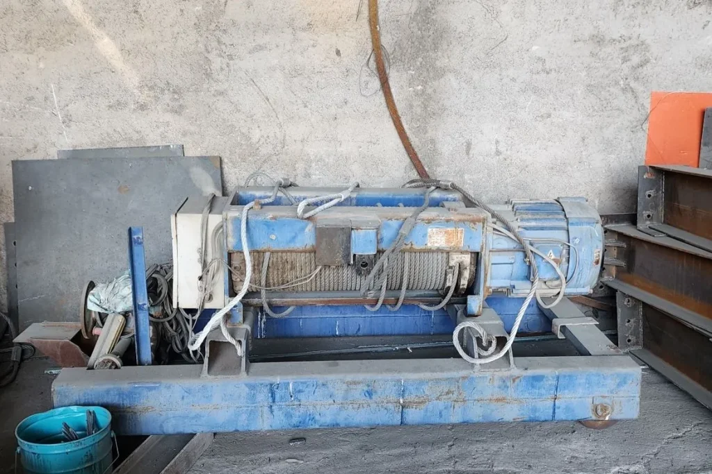 جرثقیل پودم دست دوم - فولاد سازه سپاهان - 09132860726